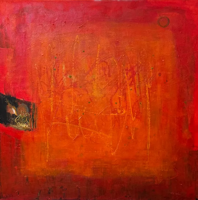 Pintura abstracta cuadrada en rojos y naranjas profundos, con la superficie rayada de signos, una ventana oscura abriéndose en el borde izquierdo y un círculo tenue arriba a la derecha