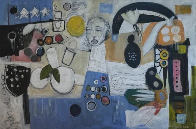 Pintura horizontal sobre fondos grises y azules suaves: un rostro dibujado al centro entre estrellas, cerezas con hojas, formas oscuras como corales, acentos rosados y palabras manuscritas